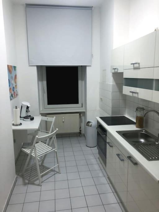 750 Sft Lovely Apartment In Central Berlin Mitte Экстерьер фото